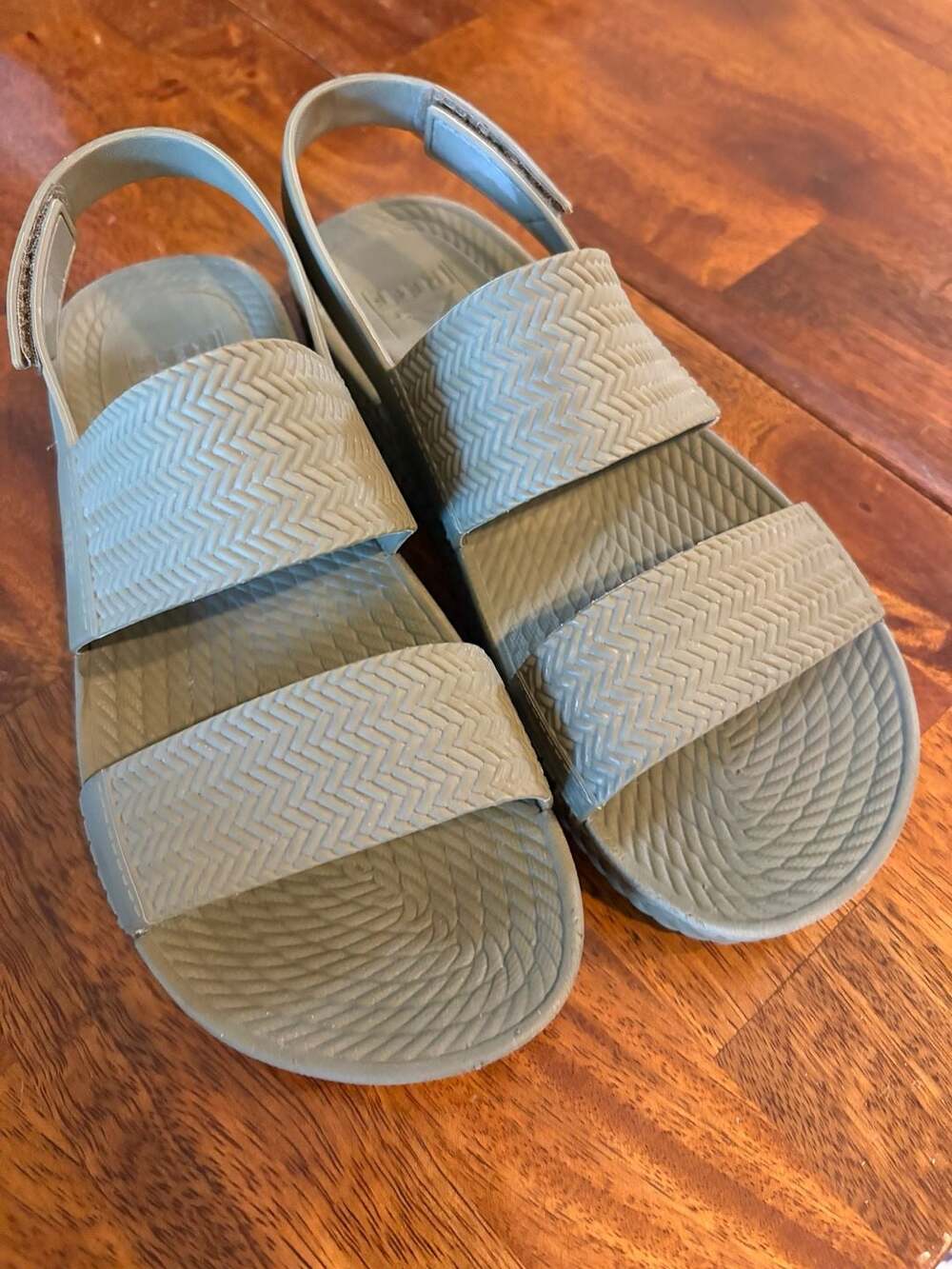 Reef Water Vista Slingback Sandal Size 7M Olive Green Waterproof